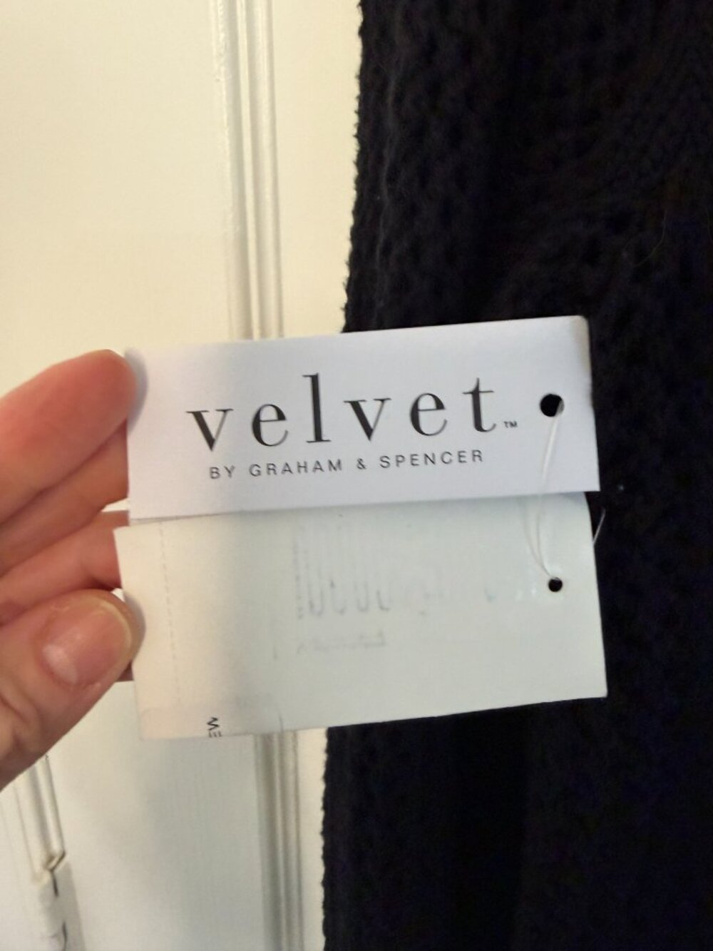 NWT Velvet by Graham & Spencer Kanan Sweater Black Cotton Cashmere- M-MSRP $198 - Picture 8 of 13